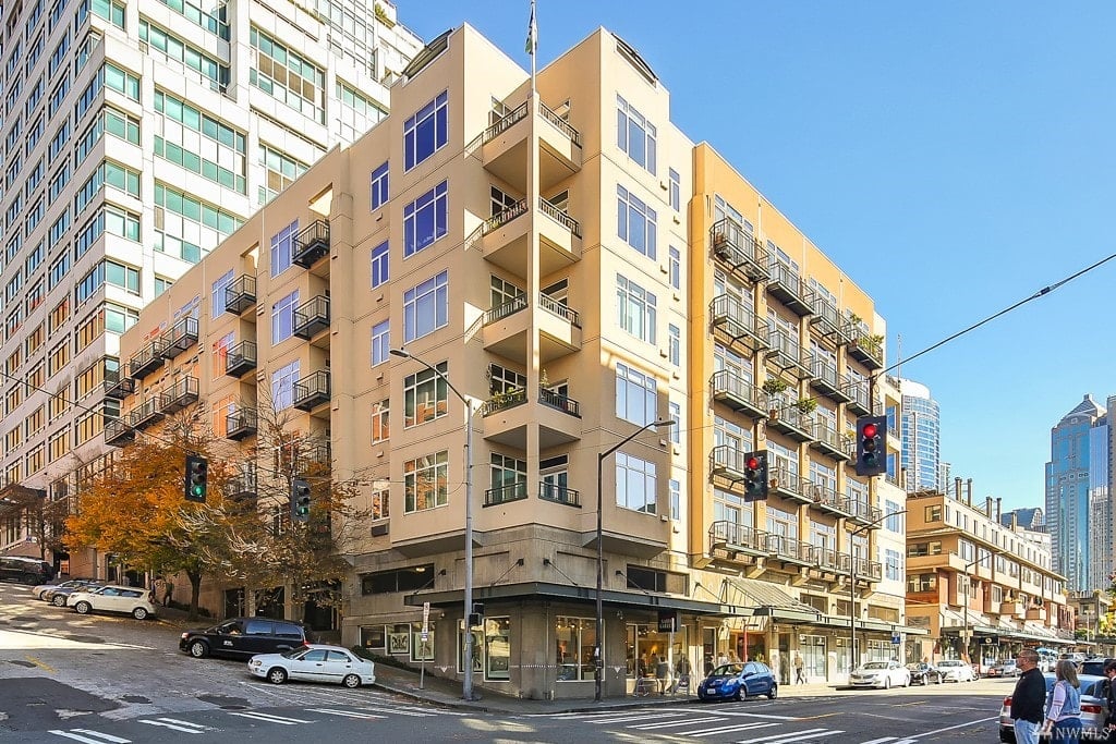 Market Court