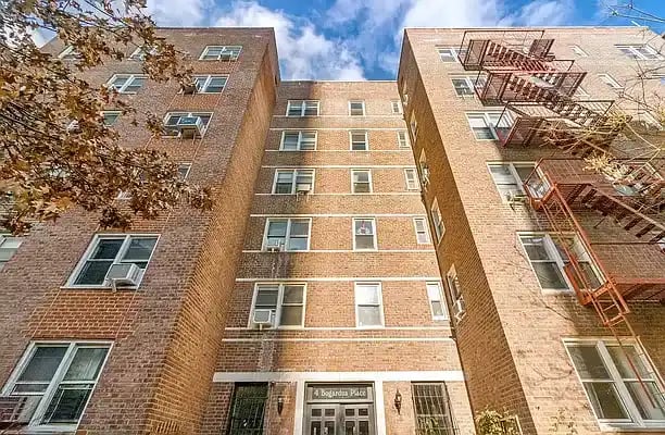 4 Bogardus Pl, #1E