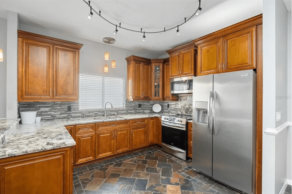 15406 SIR MAXWELL COUR