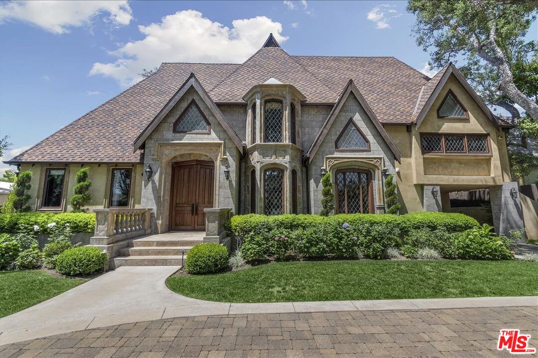 Pristine Villa