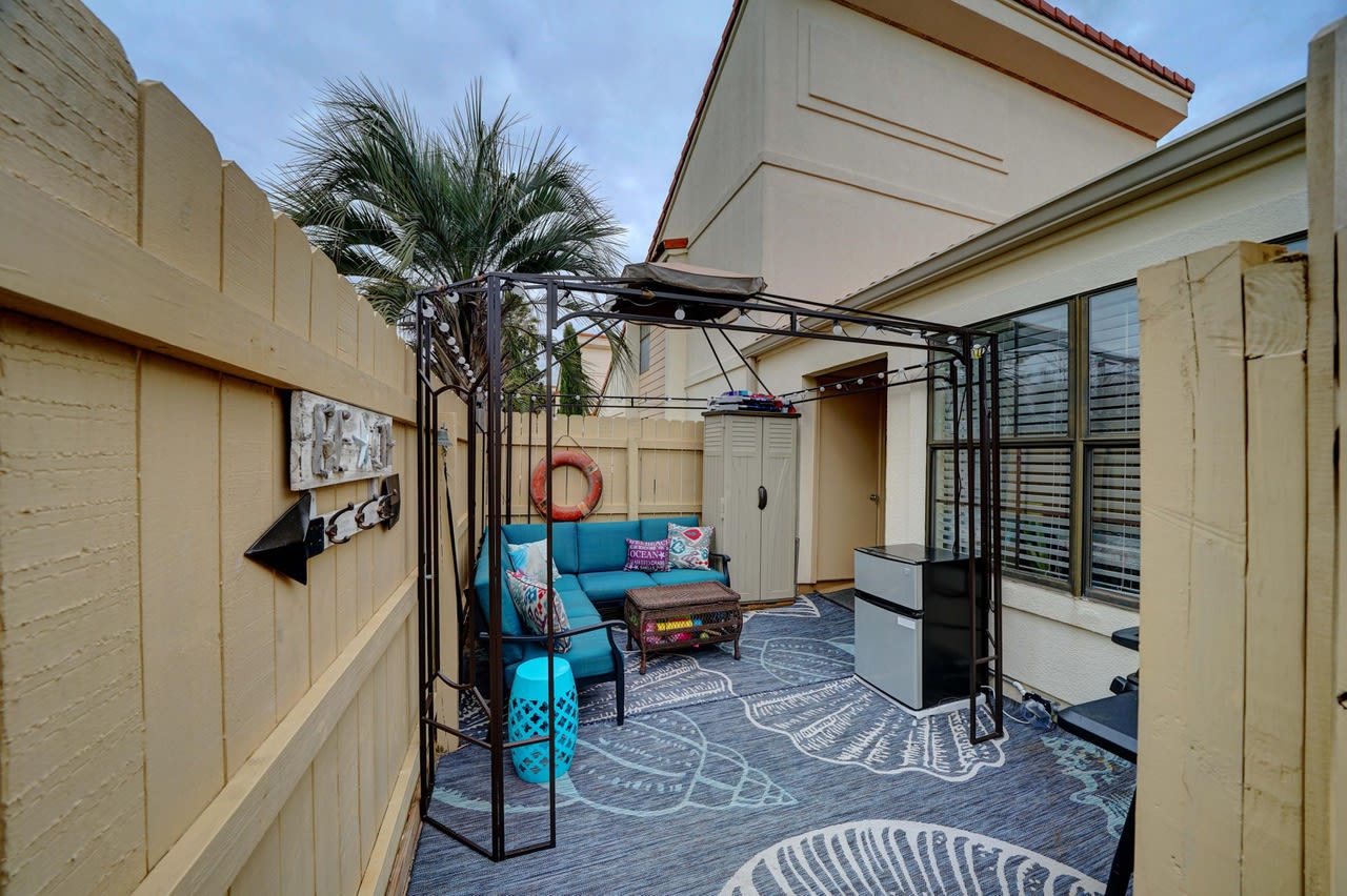 17462 FRONT BEACH Unit 52D