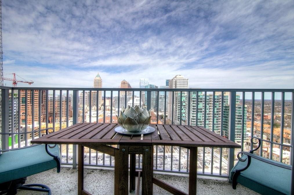 860 Peachtree St NE #1807