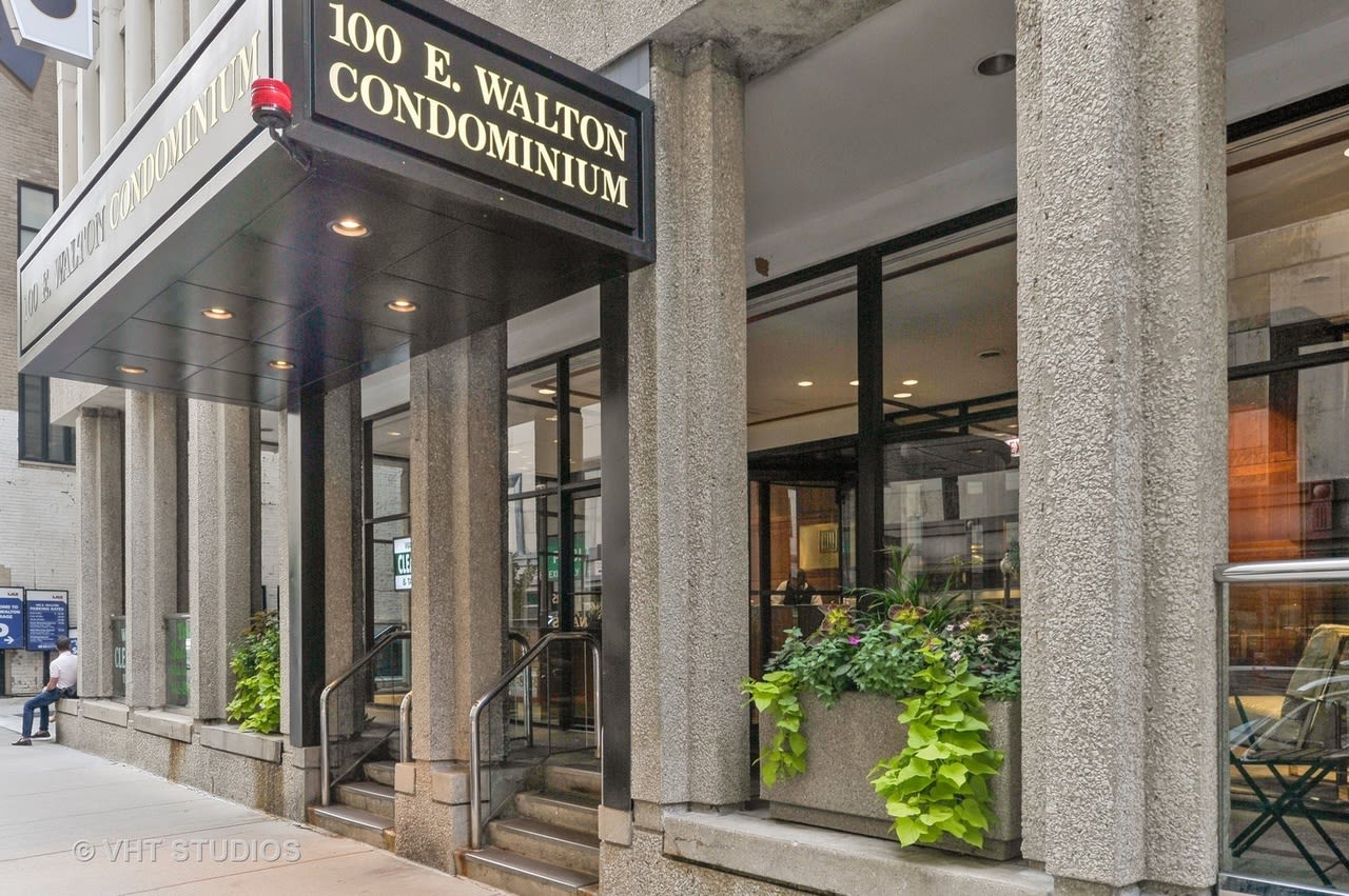 100 E Walton  Street, Unit 36B