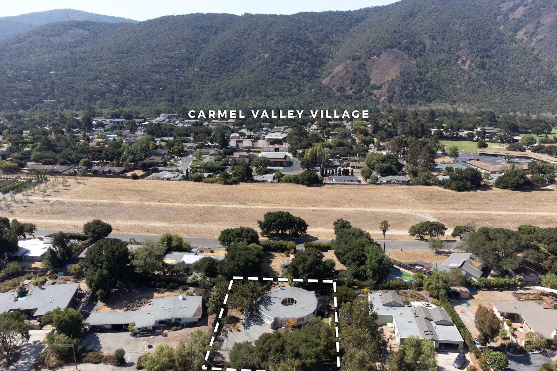 Carmel Valley Escape - 95 Ford Road