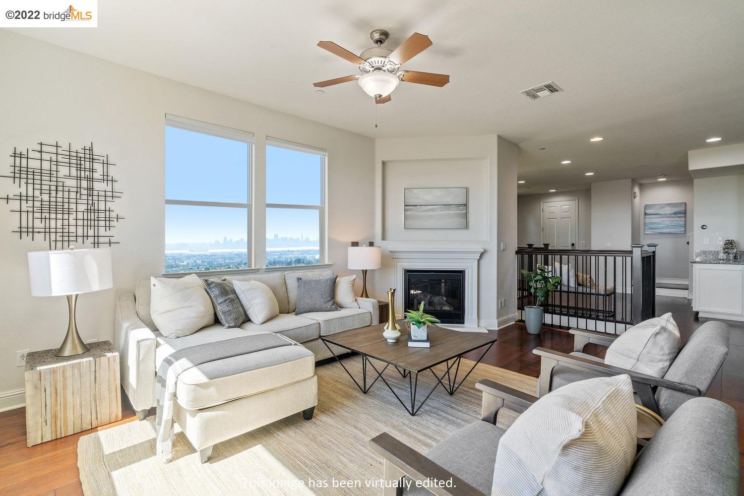 6517 Bayview Dr, Oakland, CA 94605