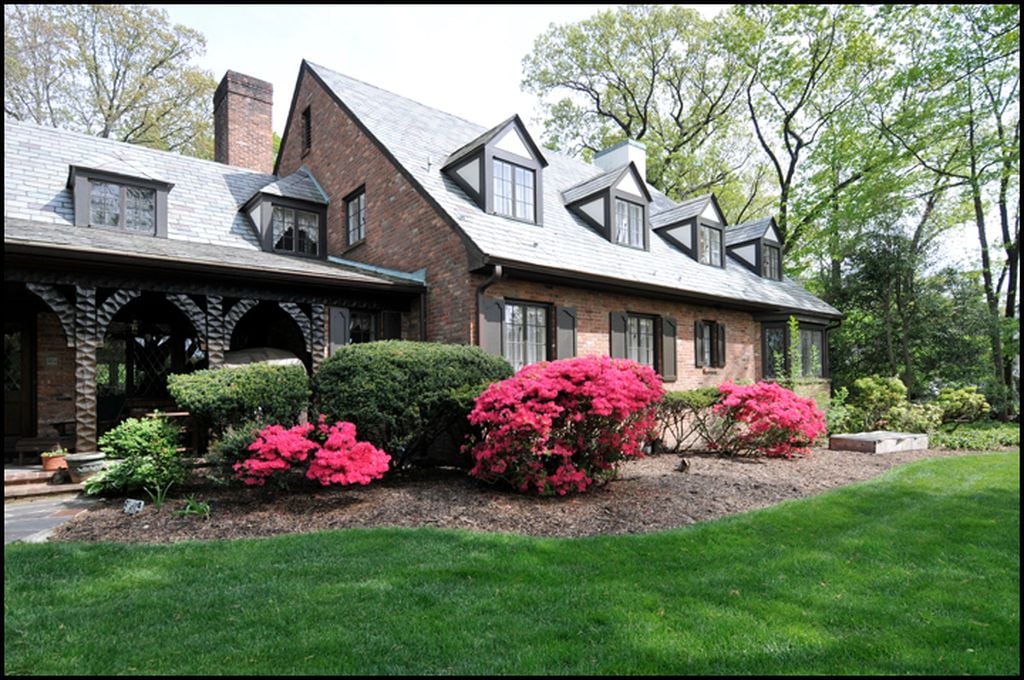 10 Saddle Ridge Rd