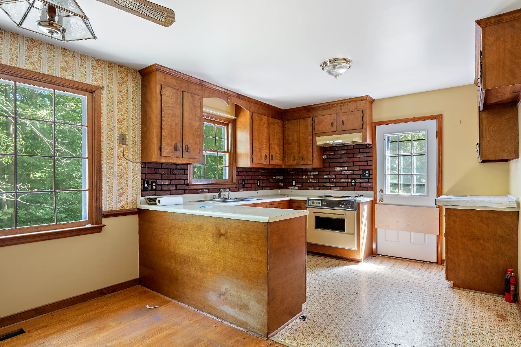 10149 Clearwood Road