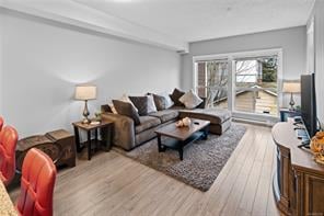 203-938 Dunford Ave