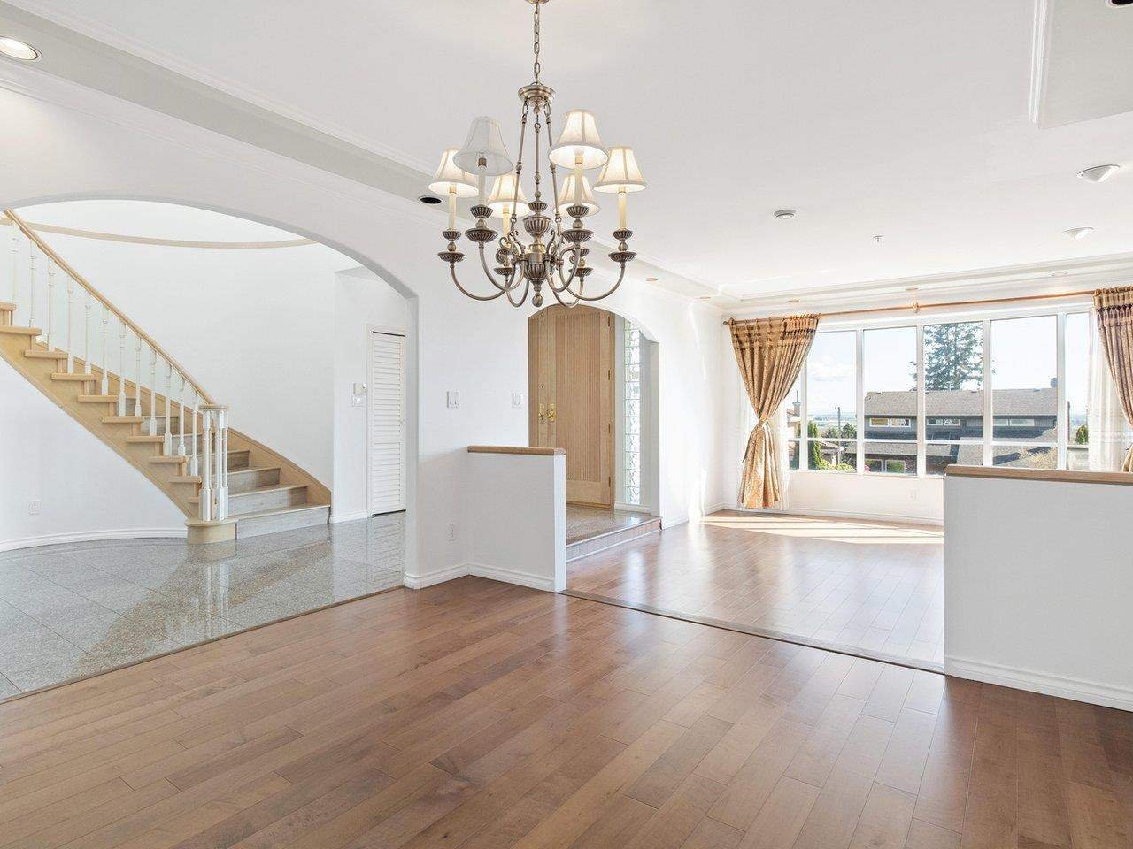 2311 Burquitlam Dr