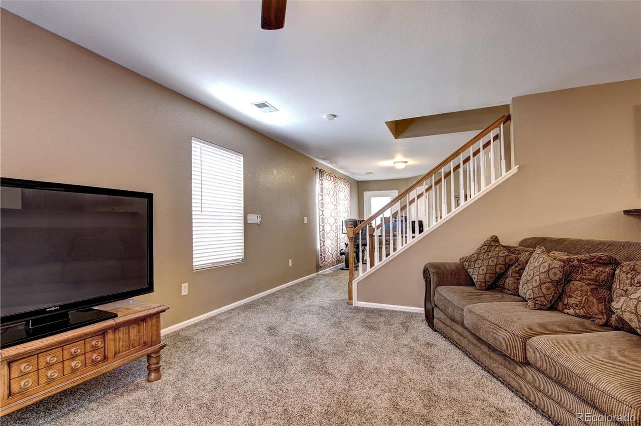 2600 Coach House Loop