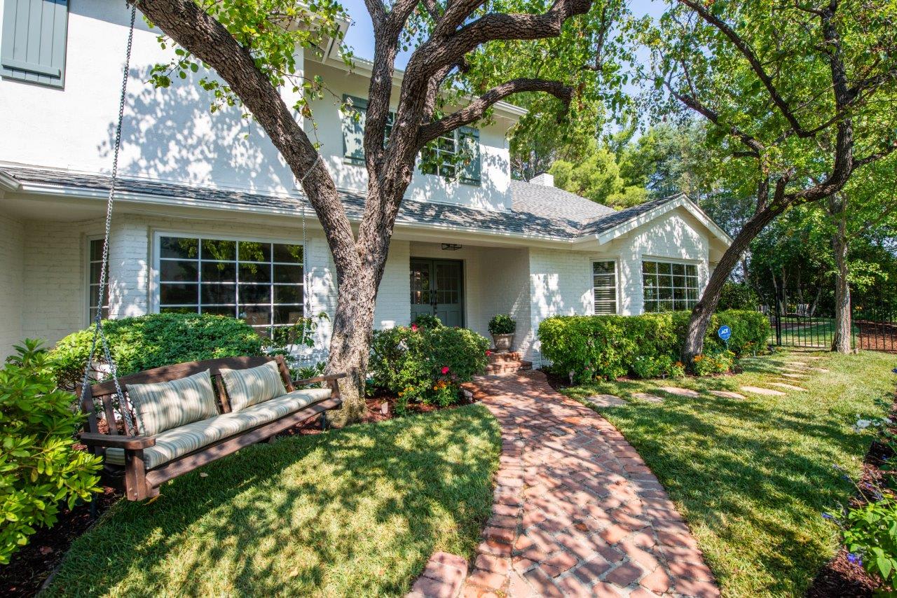 16323 Tudor Dr