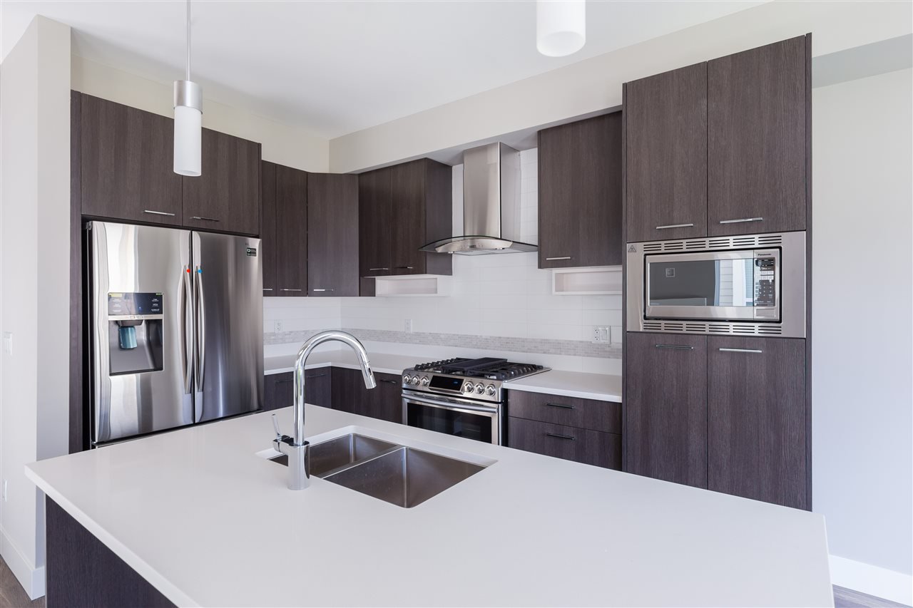 206-1816 Osprey Dr