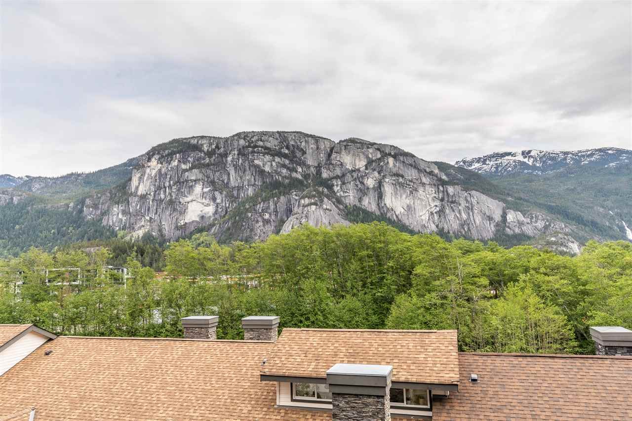 408-1212 Main St