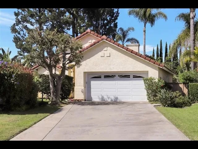 2679 Seacrest Ct, Vista, CA 92081