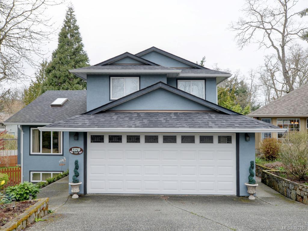 1370 Charles Pl