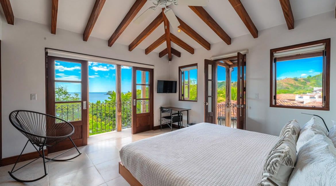 Ocean-View Retreat in the Heart of Las Catalinas