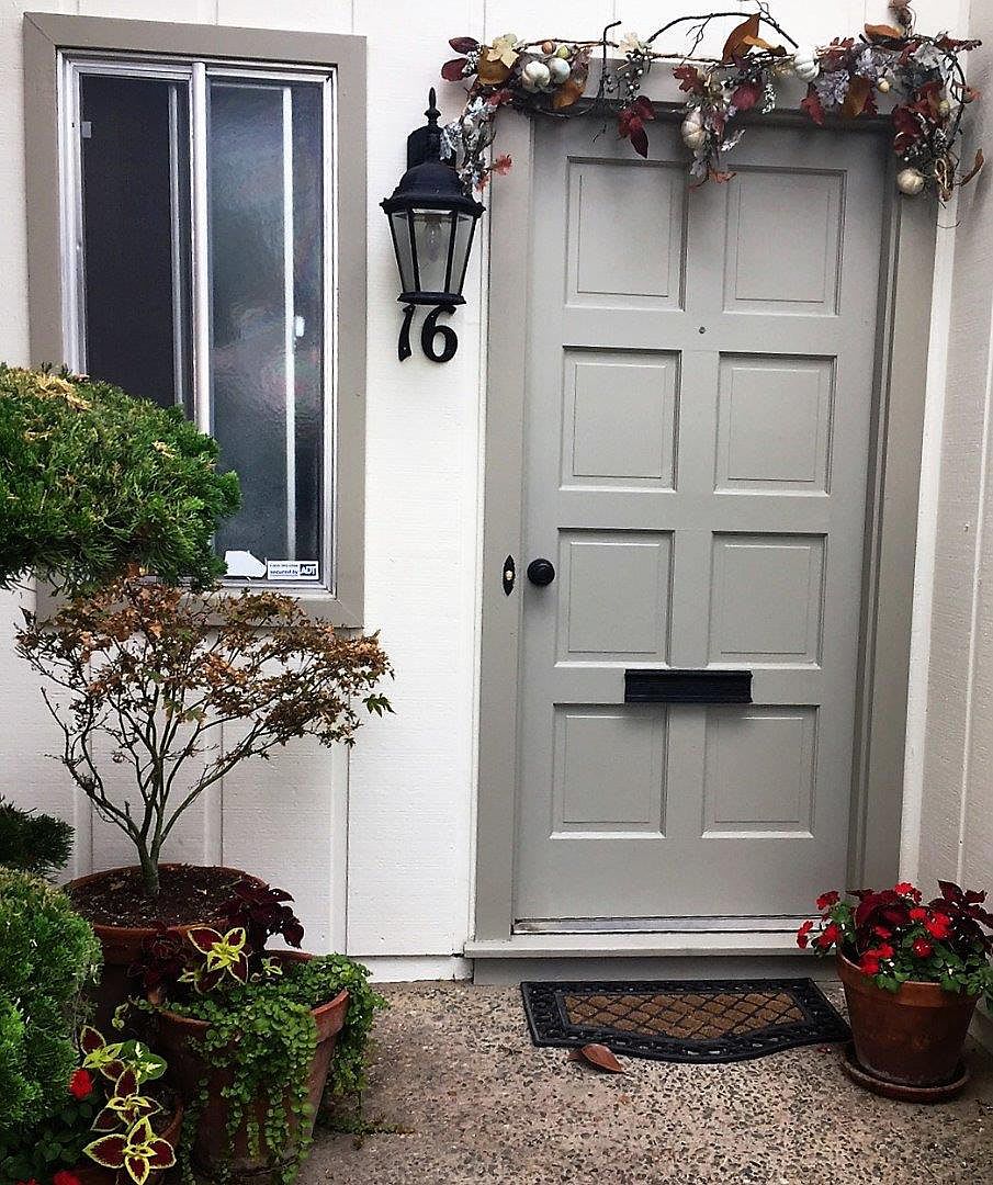 625 Carmelita Dr UNIT 16