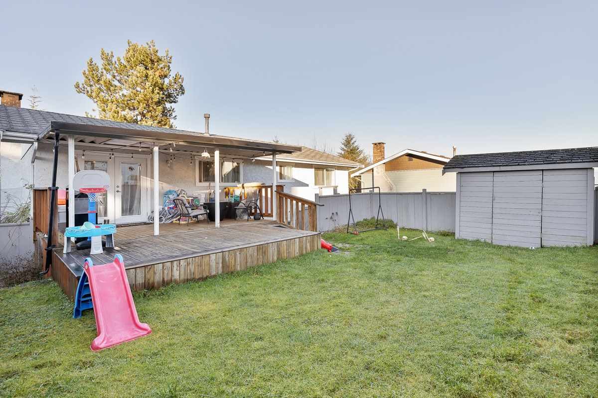 3200 Mariner Wy
