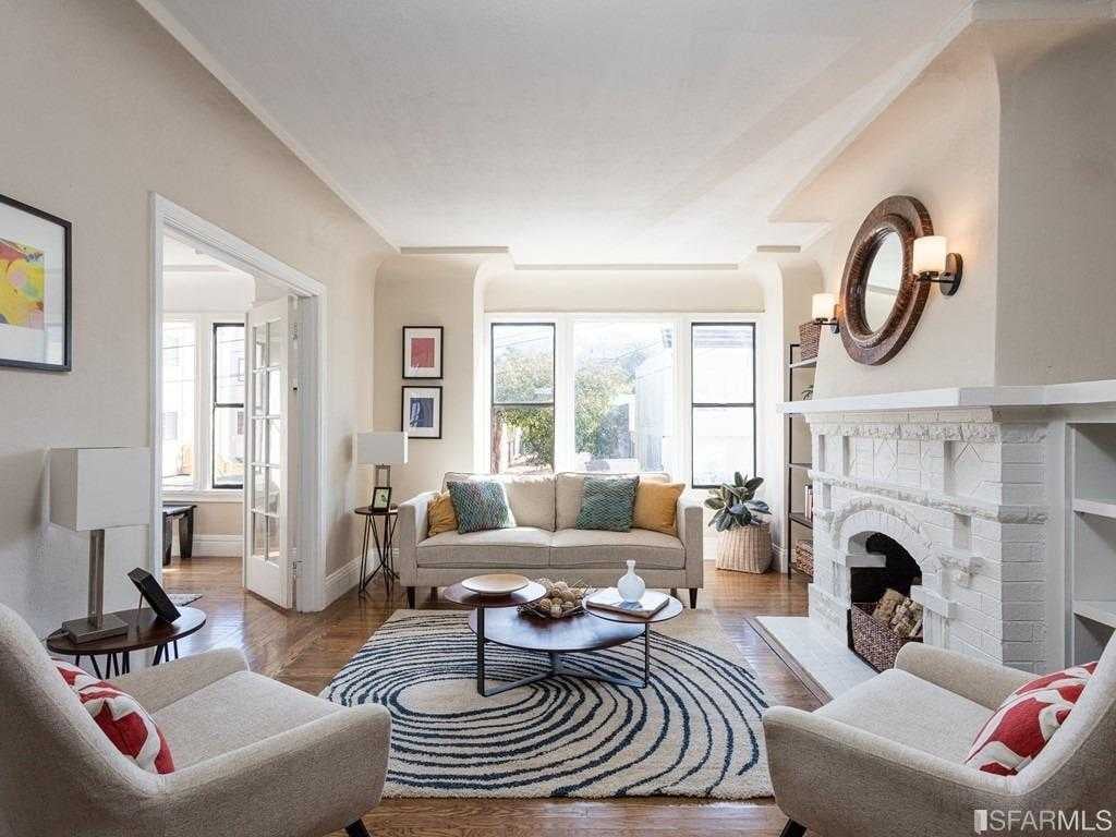 26 Cross St