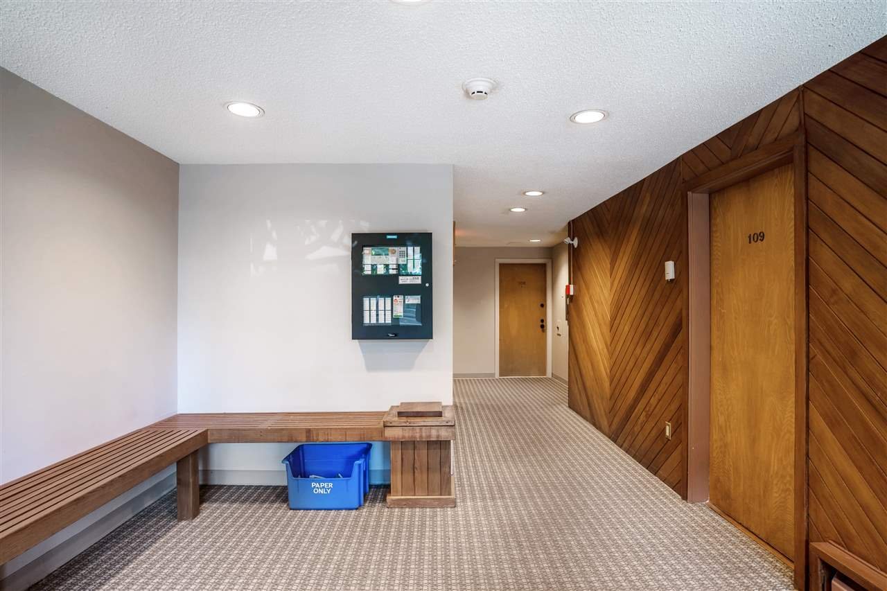 207-2211 W 2nd Ave
