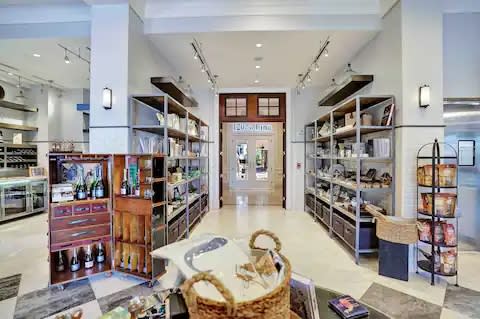 455 Grand Bay Dr Unit 762 Key Biscayne