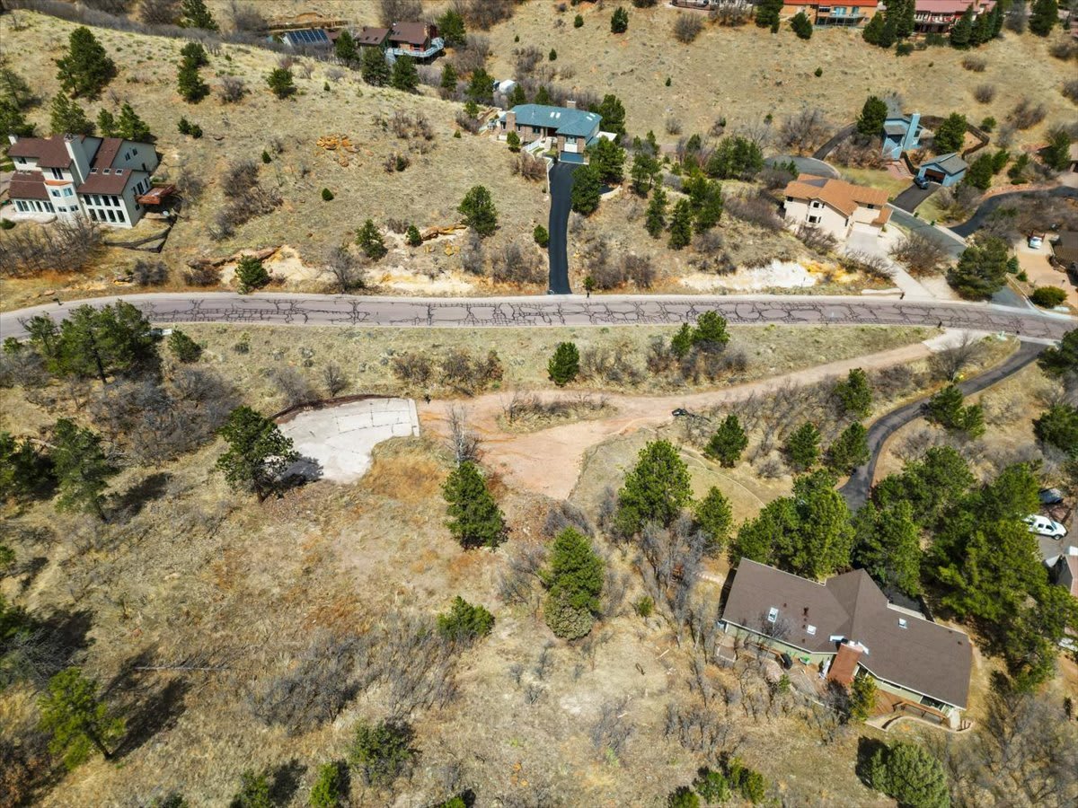 1425 Oak Hills Drive