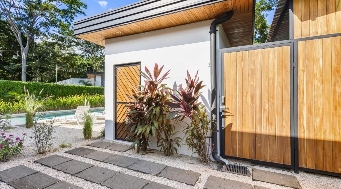 Solar Home With Guest Casitas, Tamarindo, Guanacaste