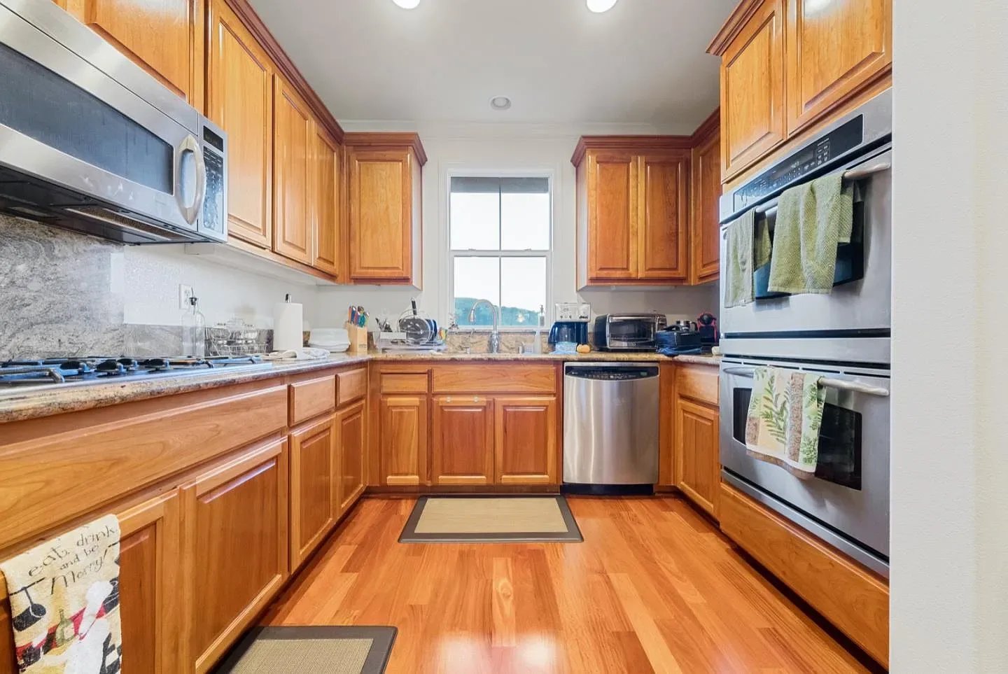 6585 Deerfield Dr