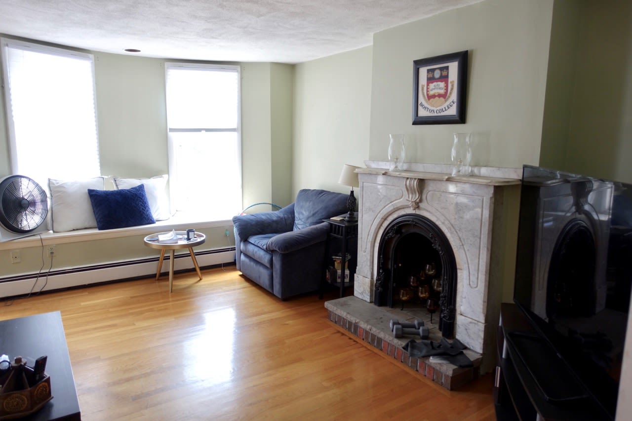 Warren Avenue @ Clarendon 2 bedroom - Heat and Hot Water Included! Laundry in unit! 