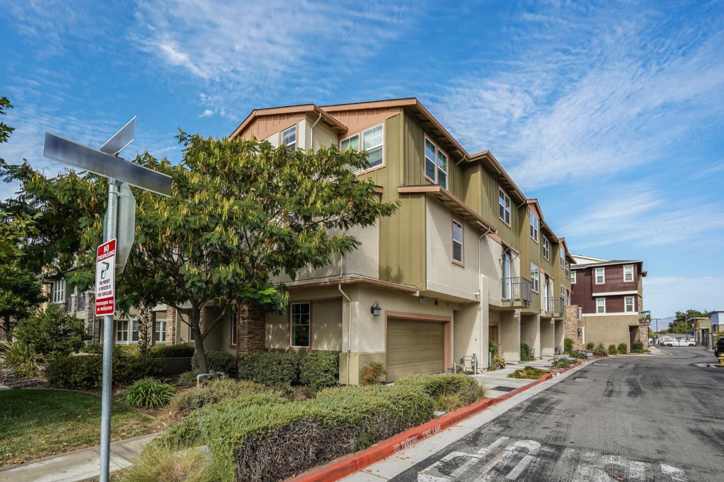 1655 Latitude Dr, #3