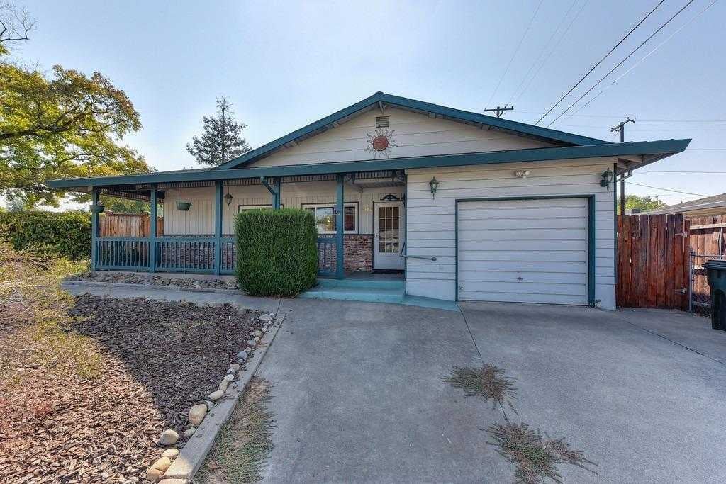 5704 Layton Drive