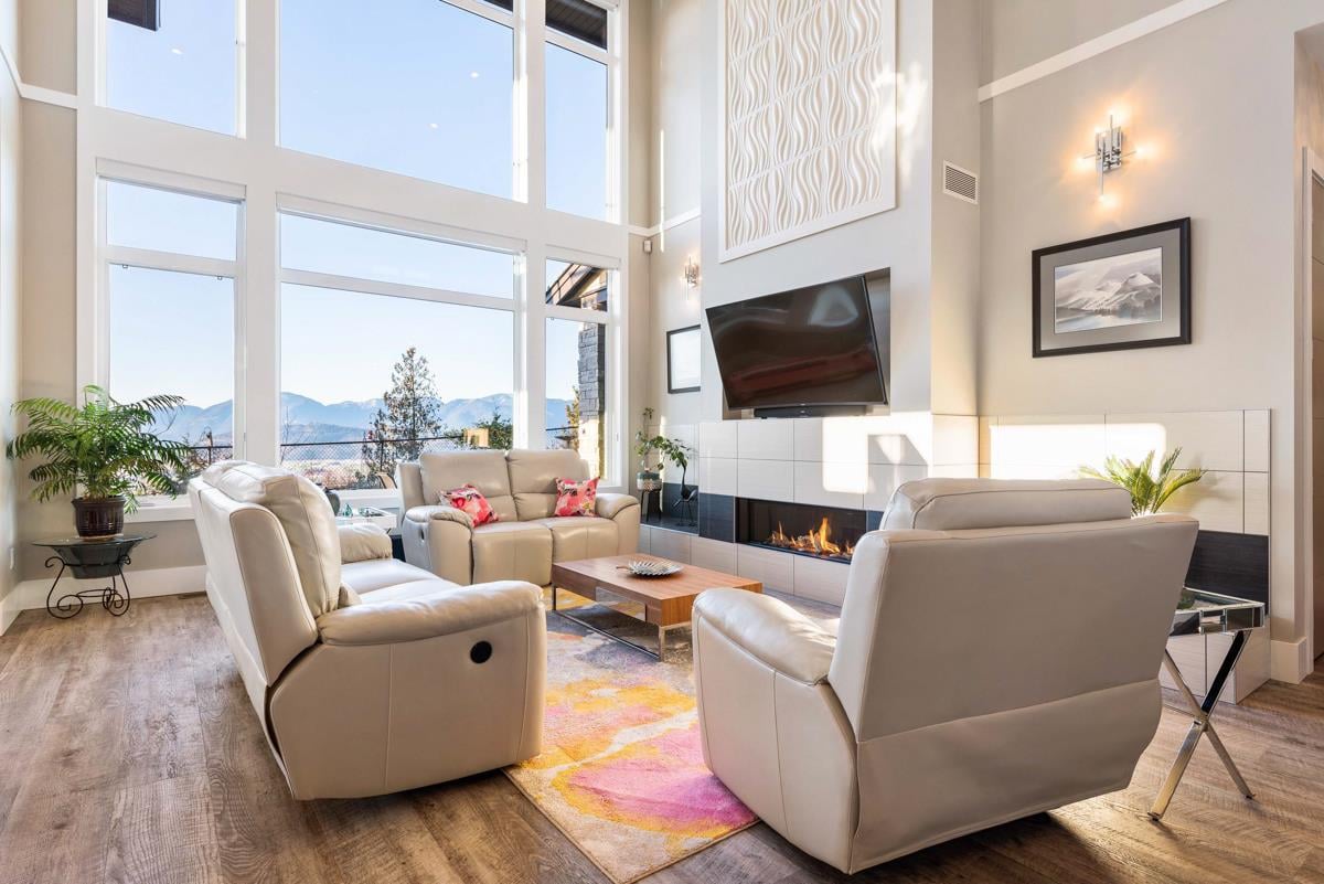 5375 Crimson Ridge