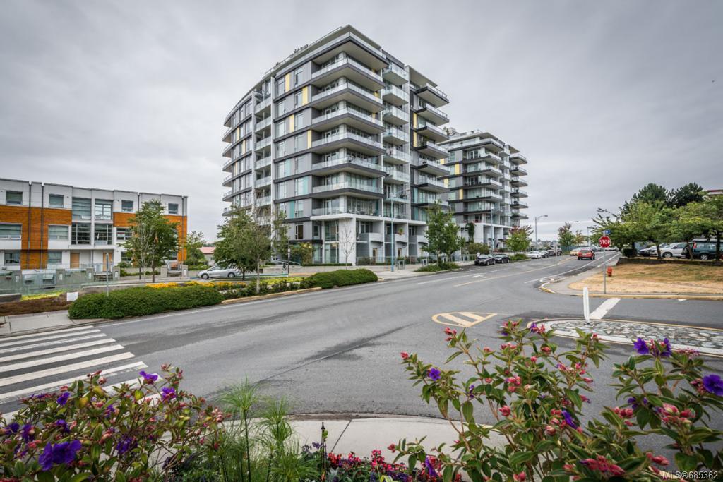 306-379 Tyee Rd