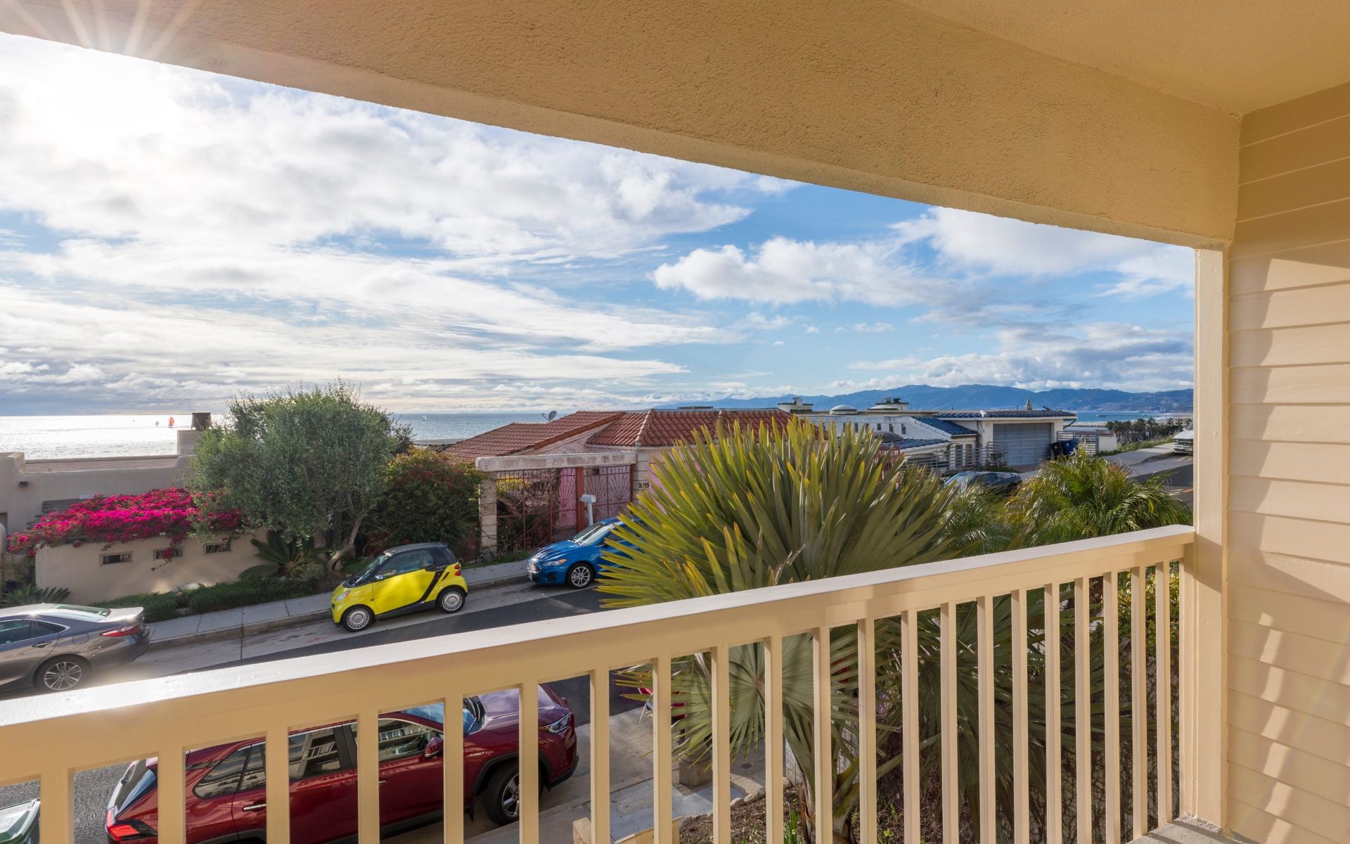 7040 Vista Del Mar Ln