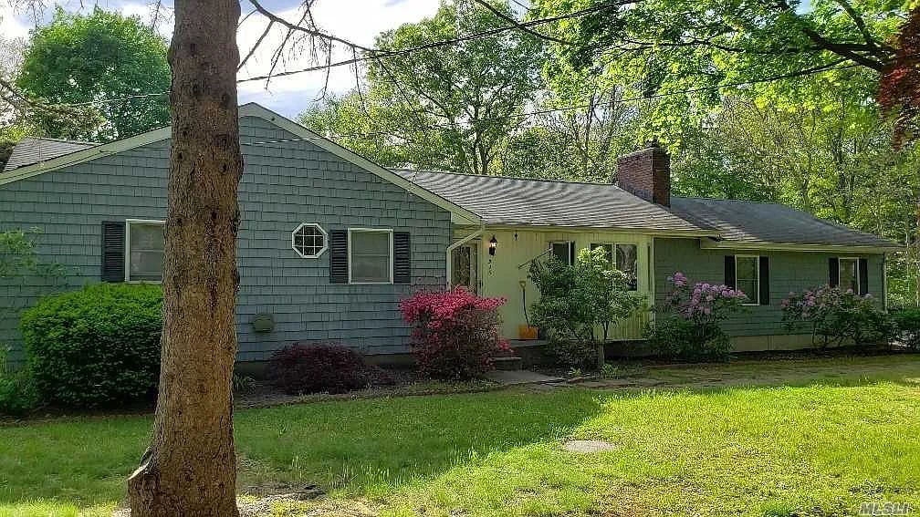 326 Mt. Sinai Coram Rd