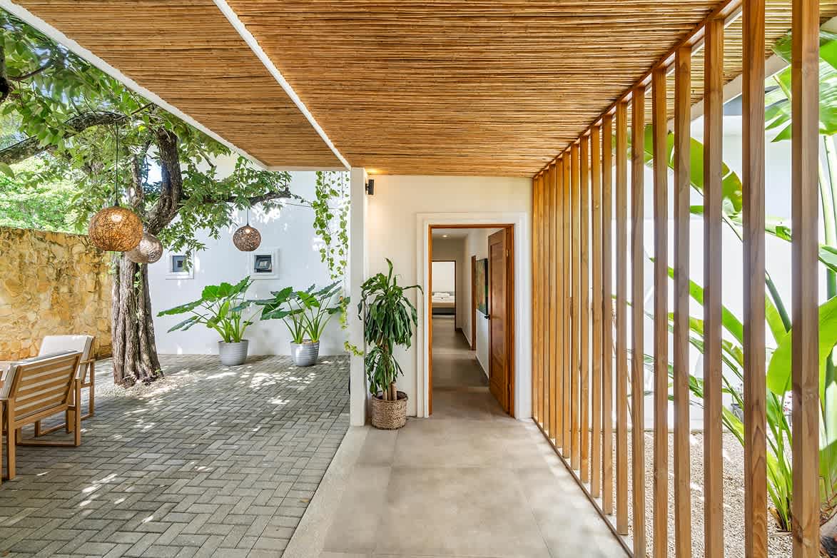 Casa Eloisa | 4 Bedroom Contemporary Home in Hacienda Pinilla