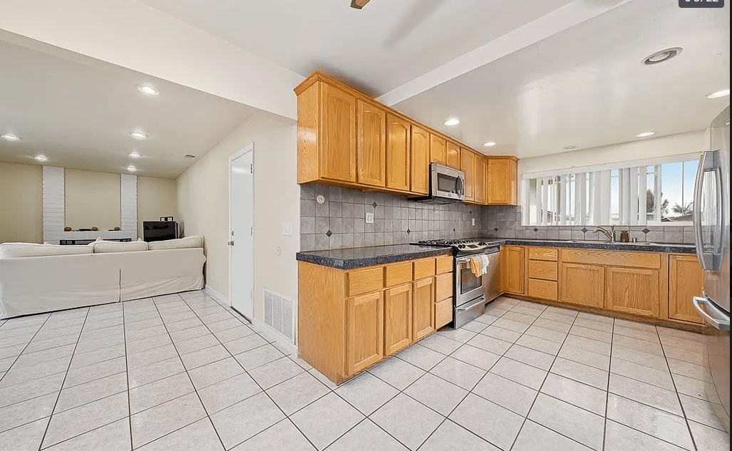 1629 Doris Jean Pl