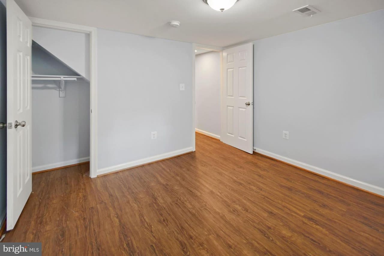 2202 Breton Dr