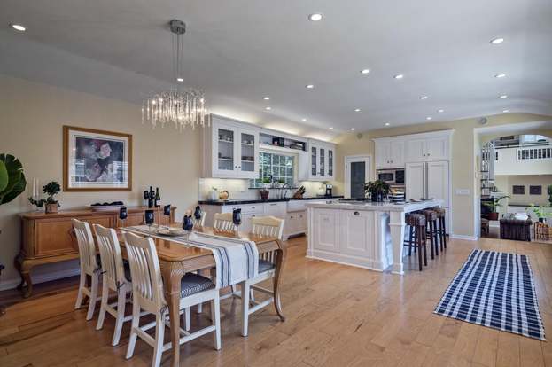 138 Toro Canyon Rd