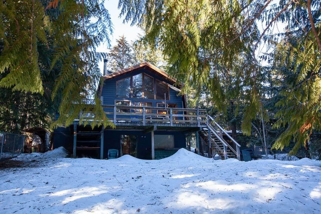 8228 Alpine Wy