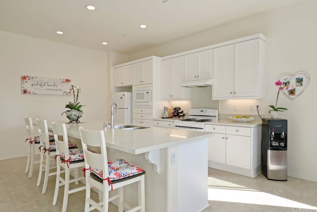 27685 White Marble Ct
