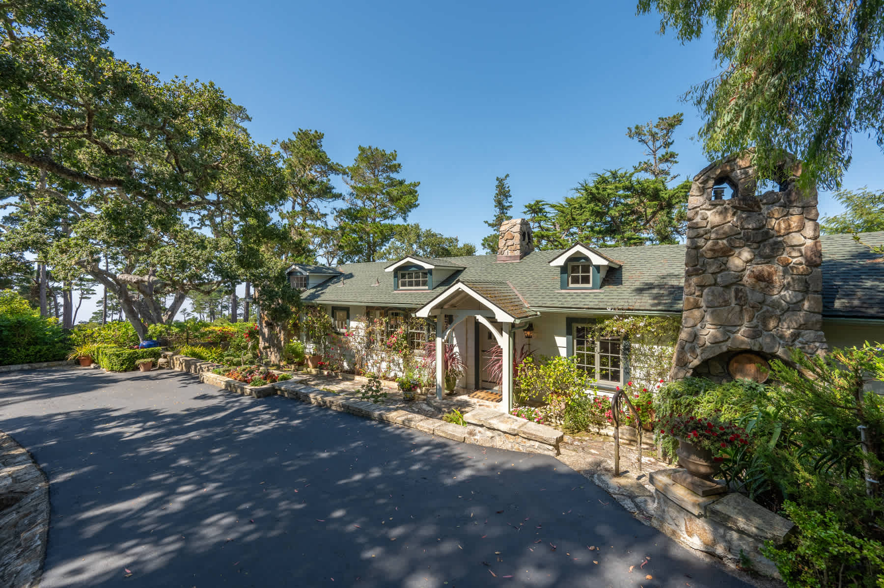 Charming Carmel Highlands Cottage - 125 Cypress Way