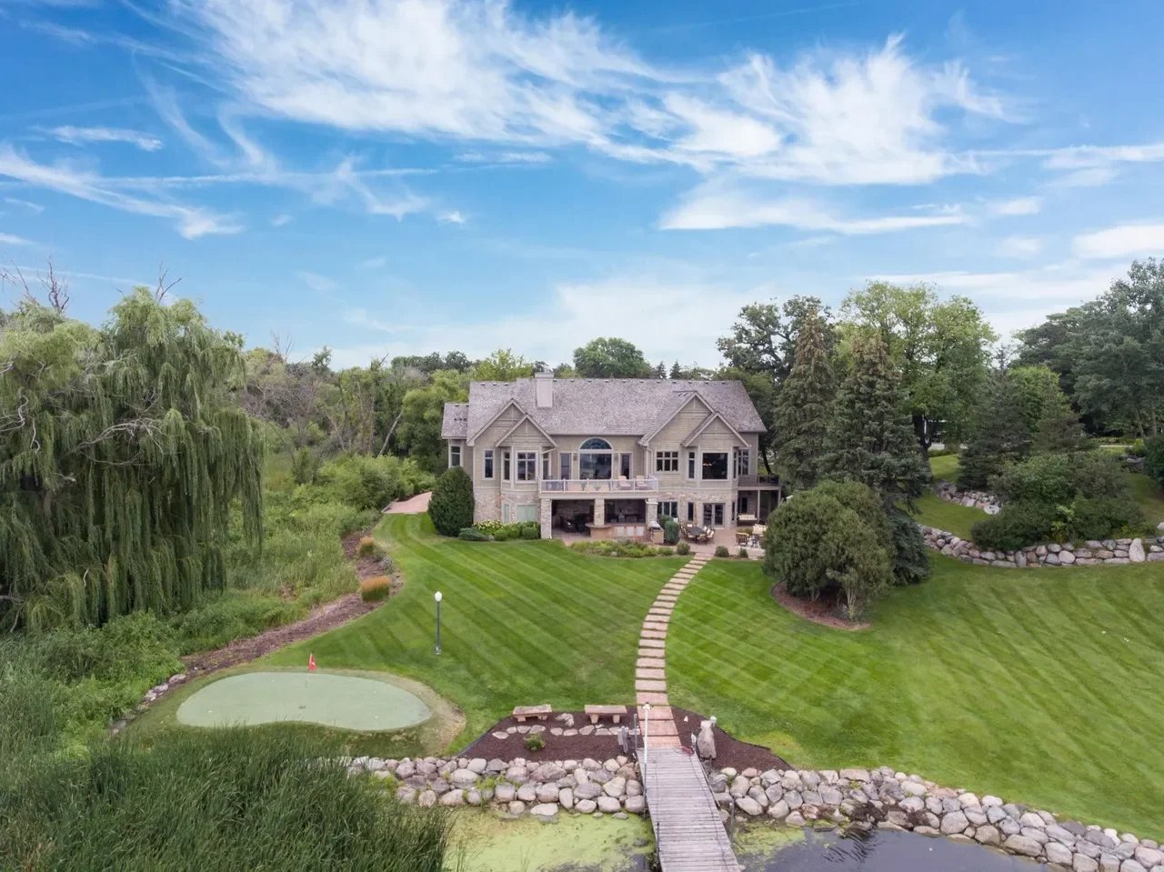 1006 Wildhurst Trl, Orono MN