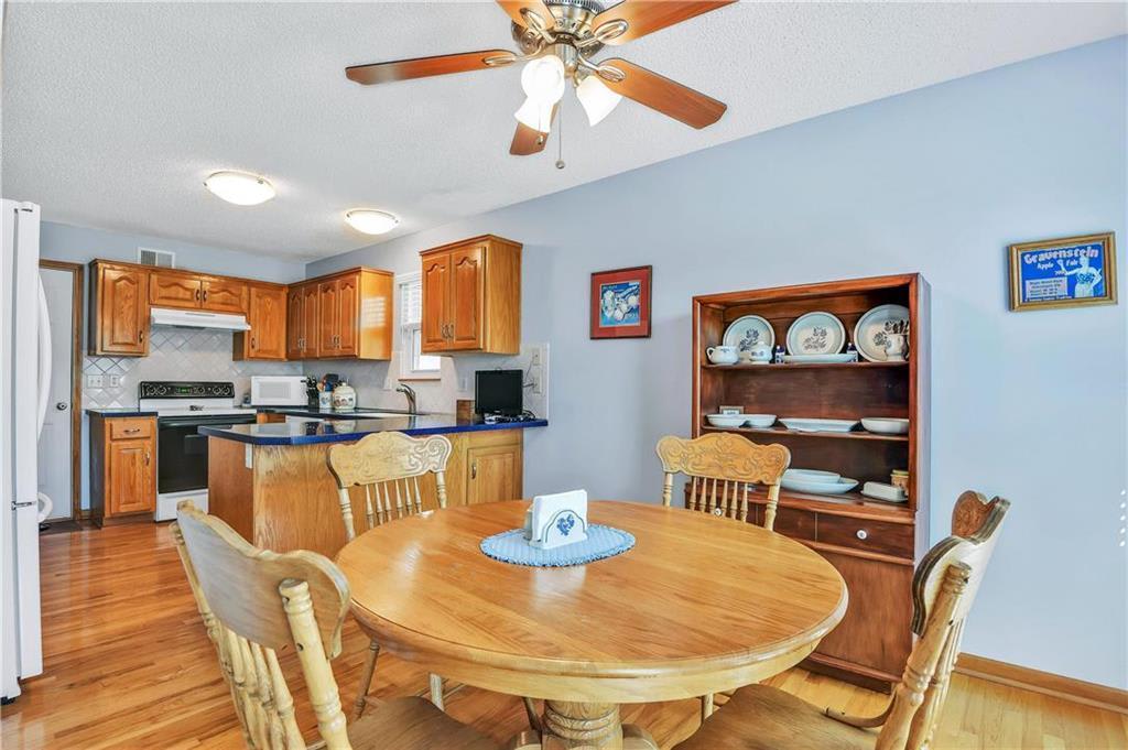 19161 W 163rd Place