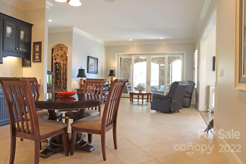 2514 Smith Harbour Dr