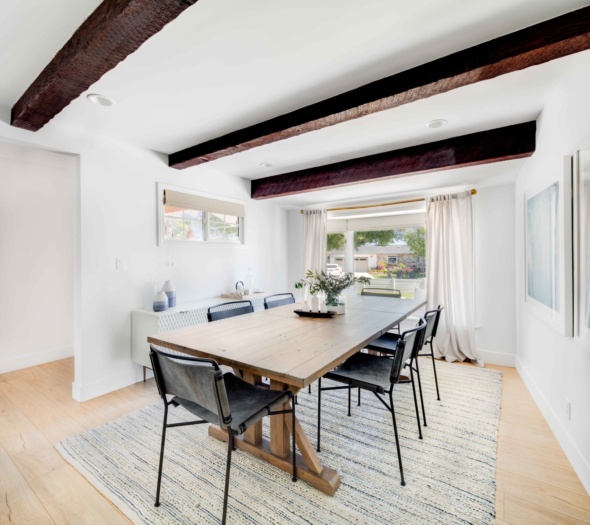 389 Mira Loma Pl