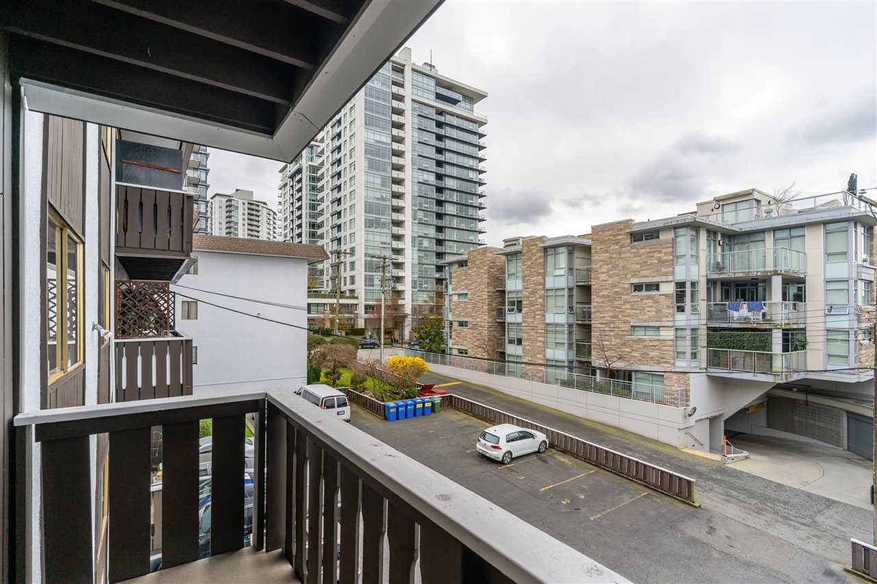 212-1345 Chesterfield Ave