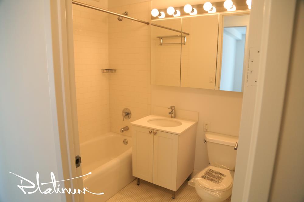 505 West 37th Street, Apt 4205