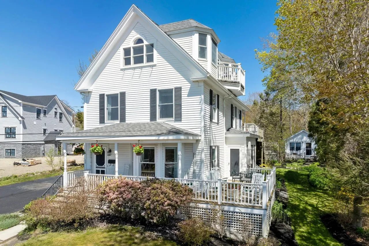 New Listing! 62 Atlantic Avenue, Boothbay Harbor, ME 04538 – $995,000