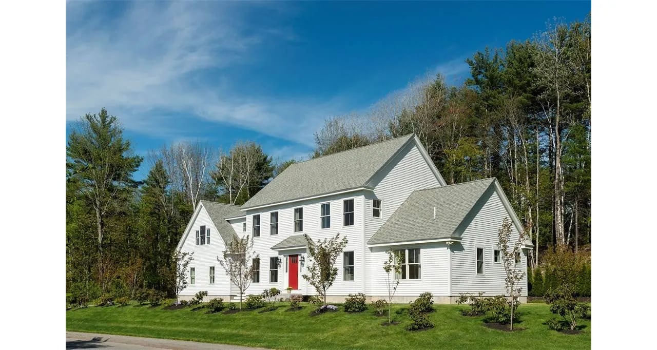 Home For Sale – 5 Fieldstone Lane, Falmouth, Maine 04105